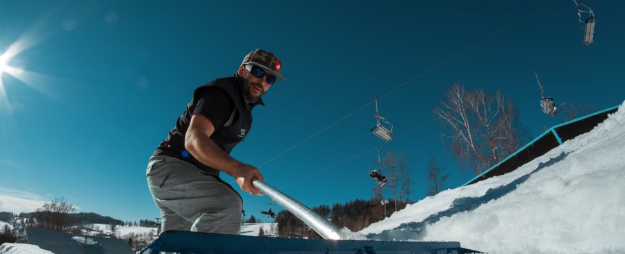 Arbeit auch im Winter in der Sonne zum Schutz vor Vitamin D Mangel und Prostatavergrößerung